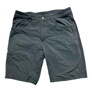 Men’s Patagonia performance fabric mens 33 Gray